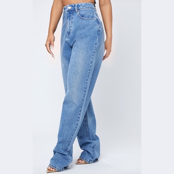 Light blue High Waist Straight Leg denim Jeans (size M) - Picture 3 of 5